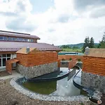 Hotel Wellness & Lipno -