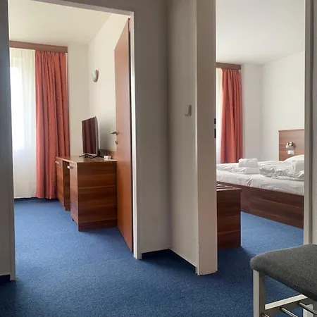 Hotel Wellness & Lipno -