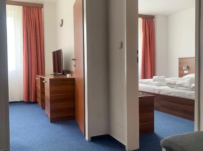 Hotel Wellness & Lipno -